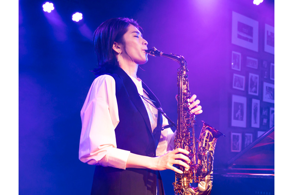 Yamaha薩克斯風YAS-82ZA功能圖片