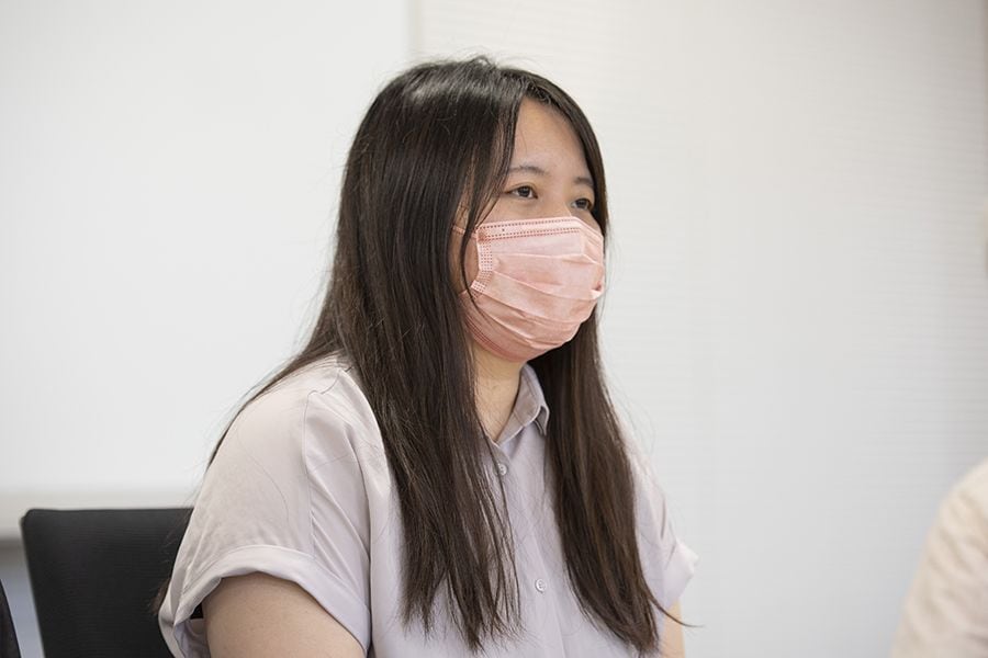 現在,我想請教負責設計及安裝遠距會議系統的denON Engineering人員意見。您可以描述安裝ADECIA的背景嗎?