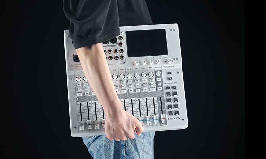 Yamaha MGX12V：無論您身在何處