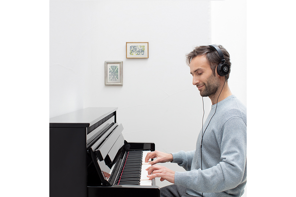 Yamaha Clavinova CLP-725