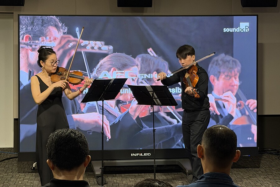 圖片：Hiromu Ohgi 與 Nicolas Poitrenaud 在升級後的 Y-DACC